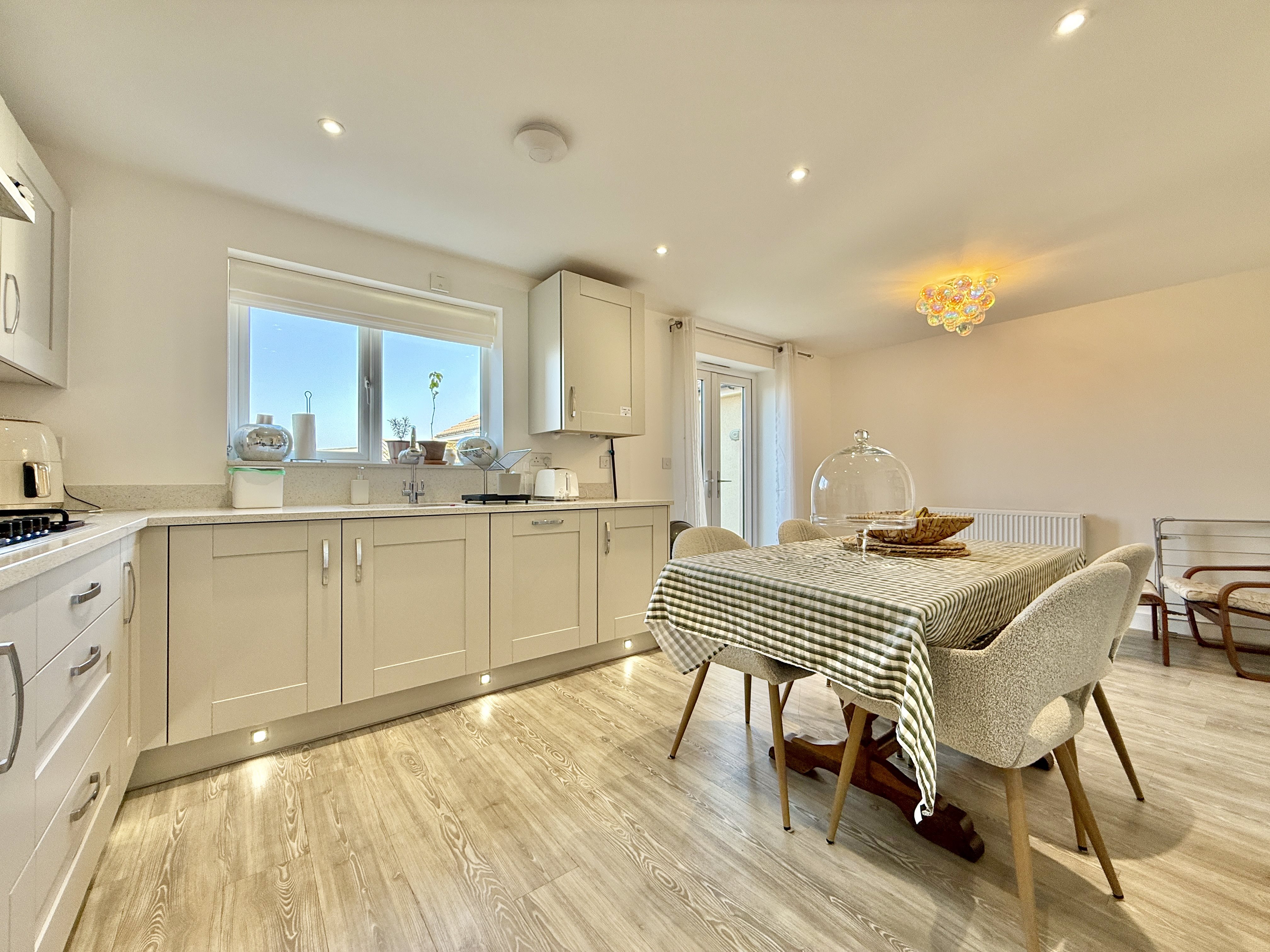 4 bed house to rent in Dyer Street, Banwell, BS29 5