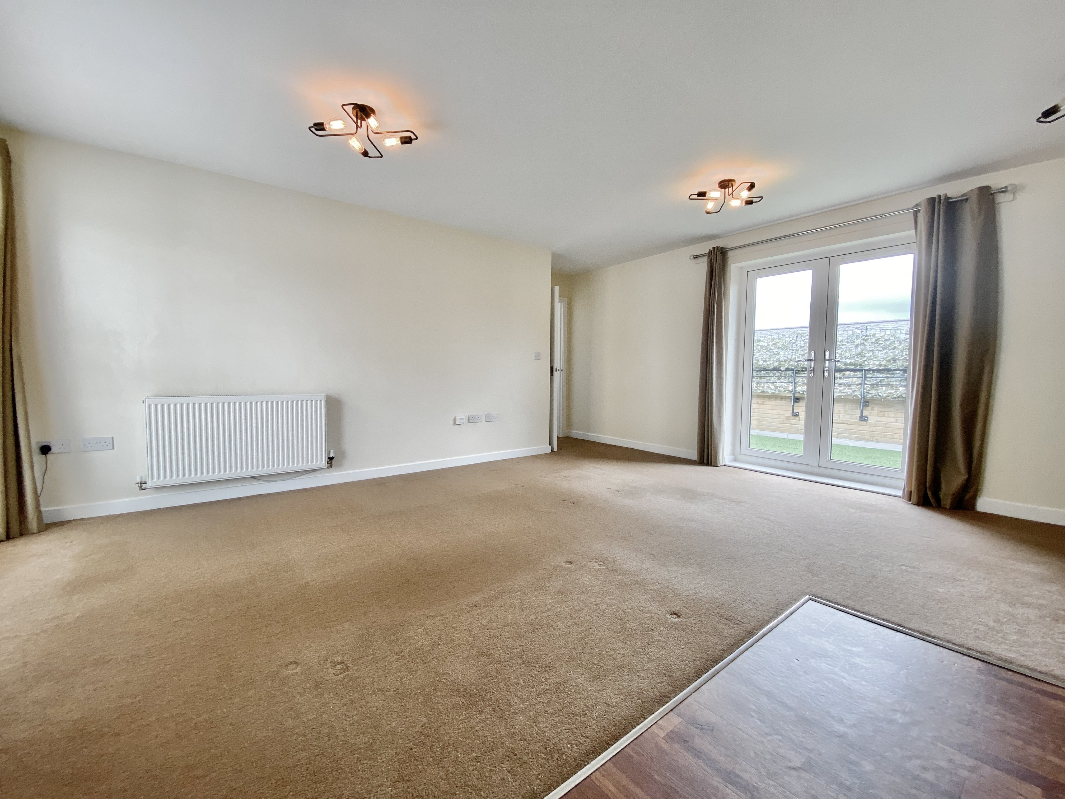 2 bed flat to rent in Mizzen Court, Portishead, BS20  - Property Image 4