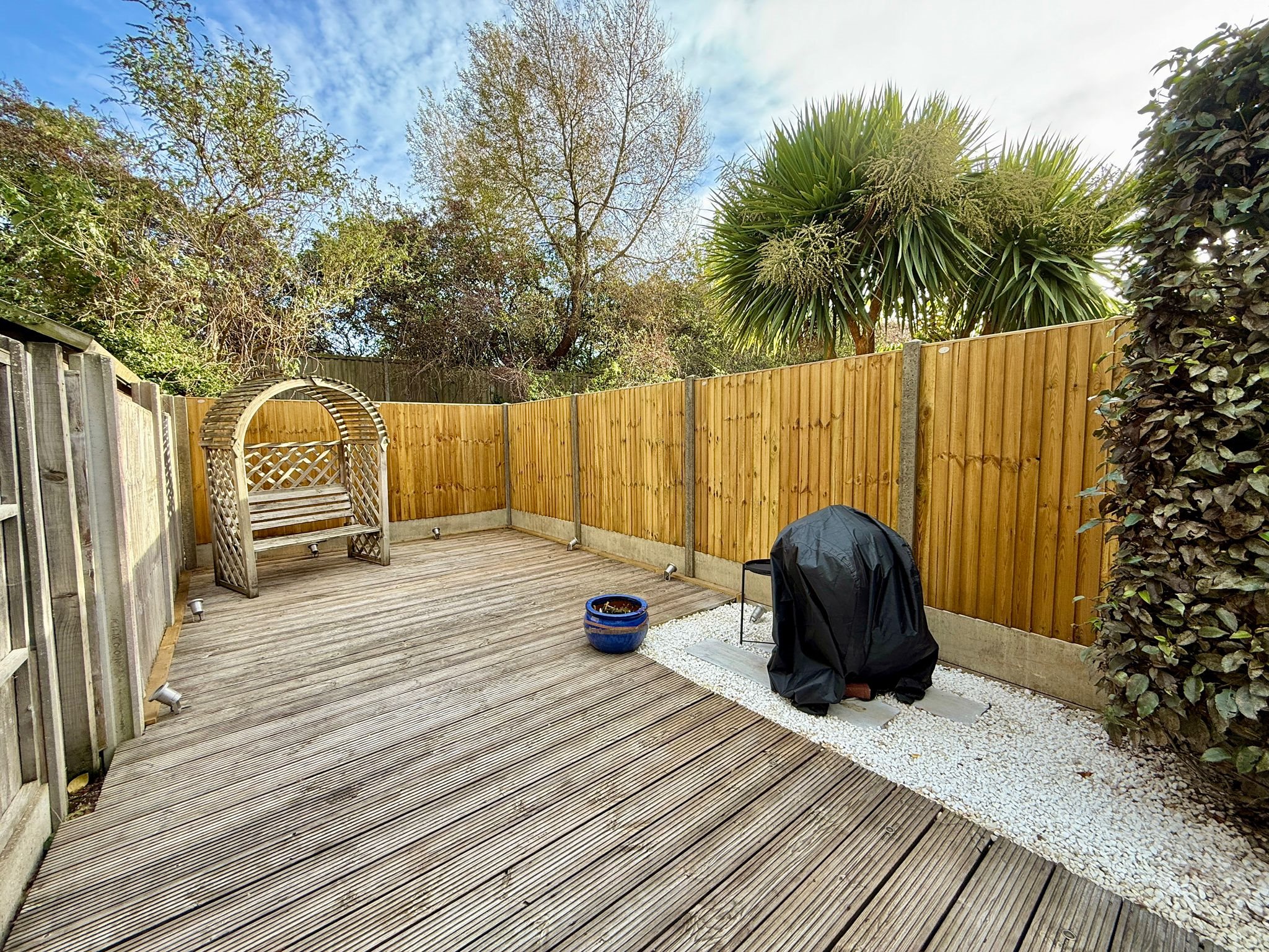 2 bed terraced house to rent in Yarbury Way, Weston-super-Mare, BS24 12