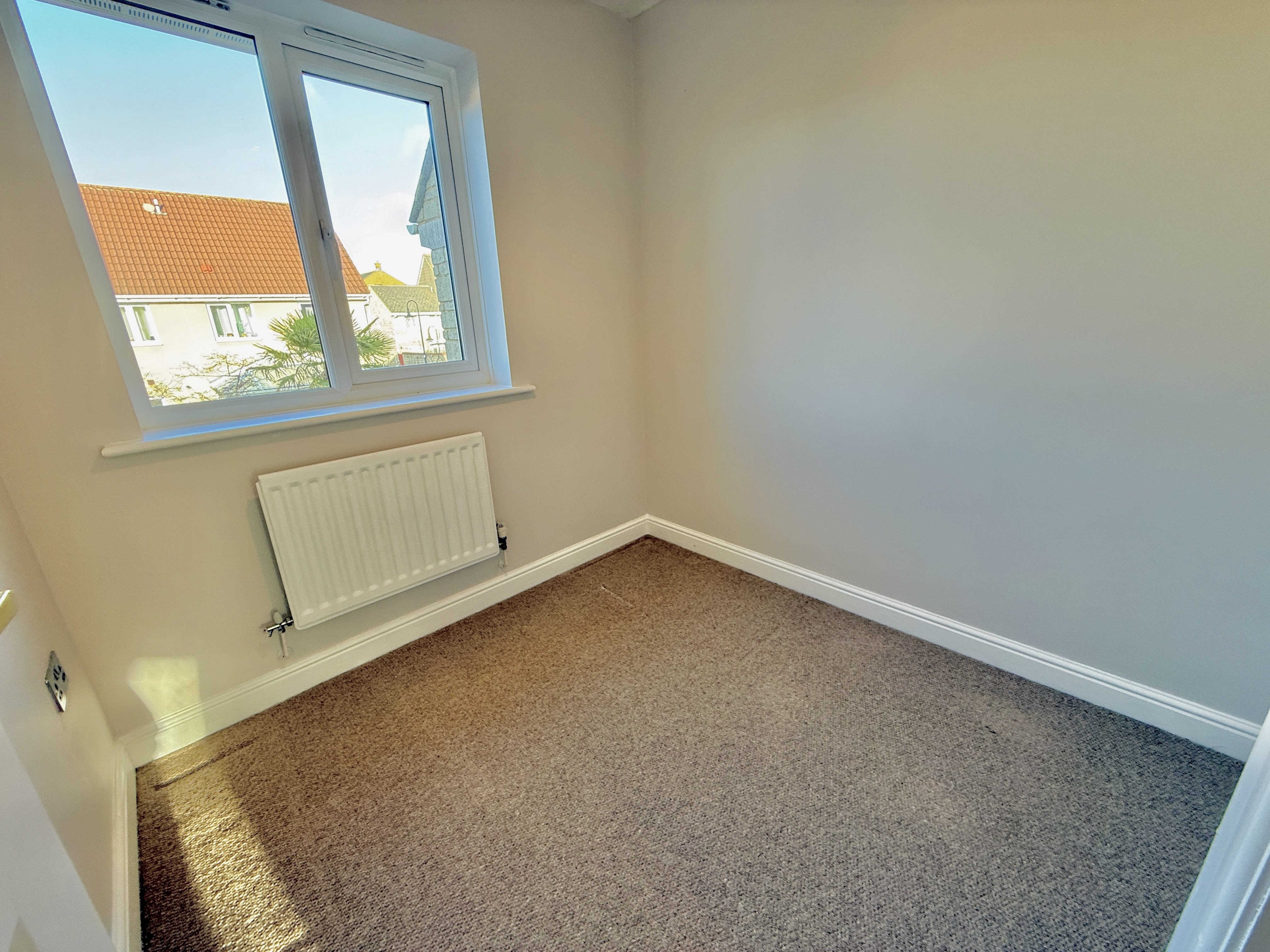 3 bed house to rent in The Wrangle, Weston-Super-Mare, BS24 12
