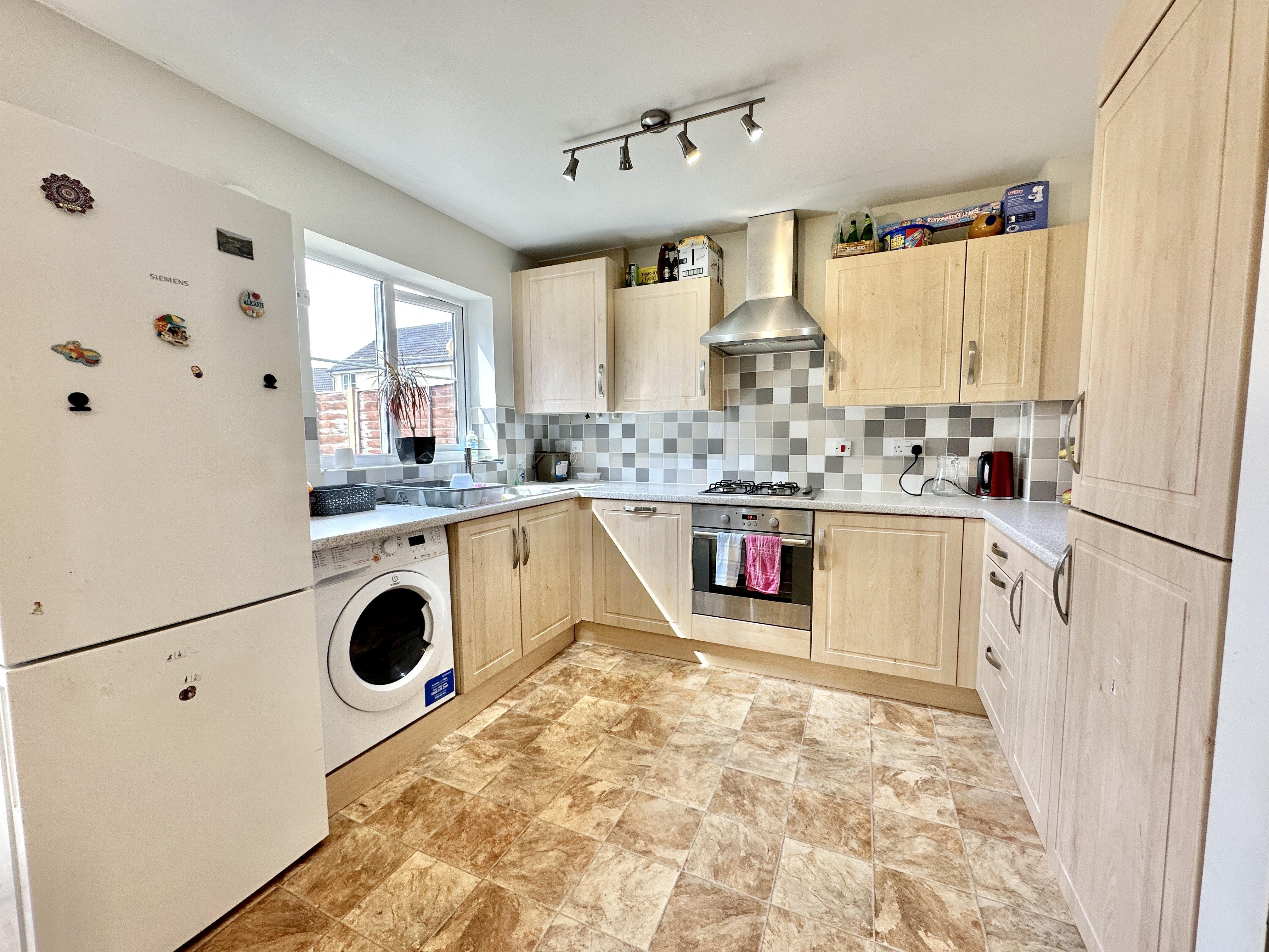 3 bed house to rent in West Wick, Weston-super-Mare, BS24 8