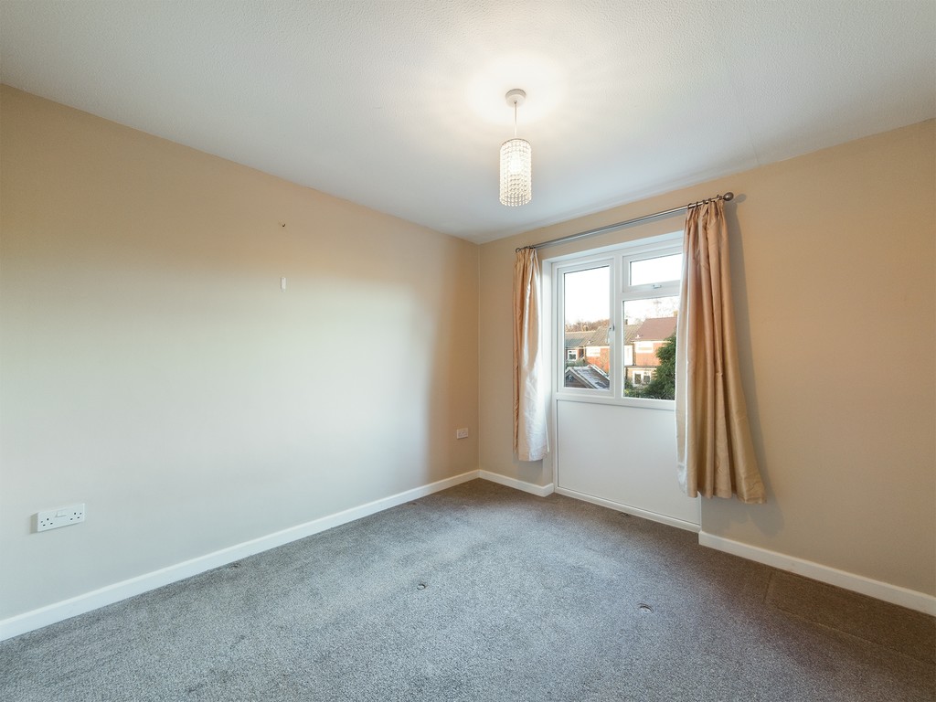 3 bed terraced house to rent in Brambling Close, Horsham  - Property Image 6