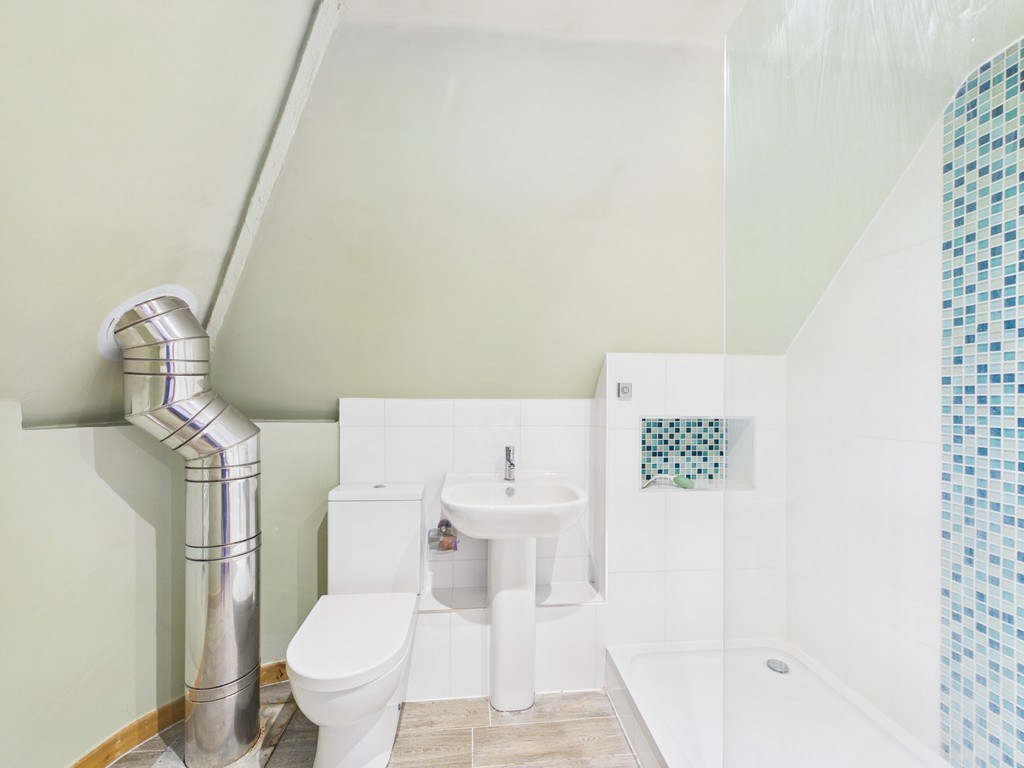 1 bed detached house to rent in The Old Sussex Stud  - Property Image 4