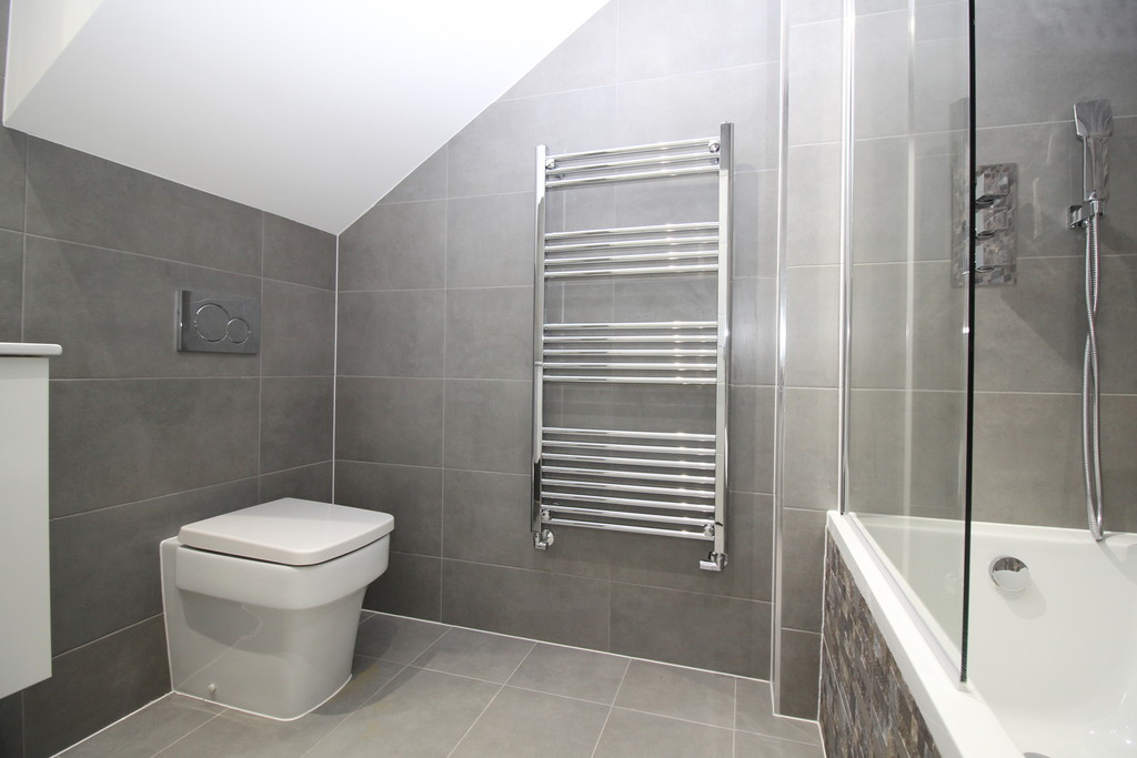 1 bed flat to rent in Harrington House, Brighton Road, Horsham  - Property Image 6