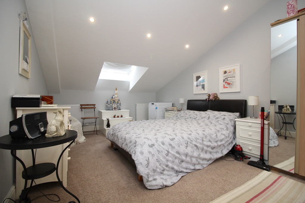 1 bed flat to rent in Harrington House, Brighton Road, Horsham  - Property Image 5