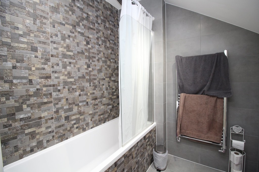 1 bed flat to rent in Brighton Road, Horsham  - Property Image 4