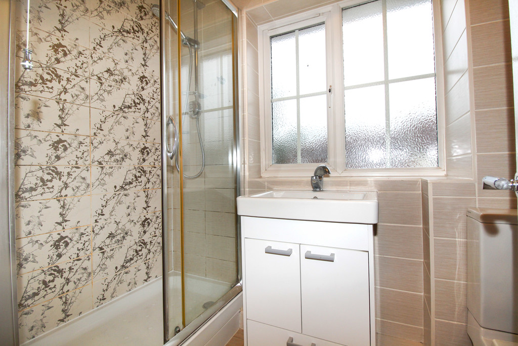 1 bed end of terrace house to rent in Wordsworth Place, Horsham  - Property Image 5