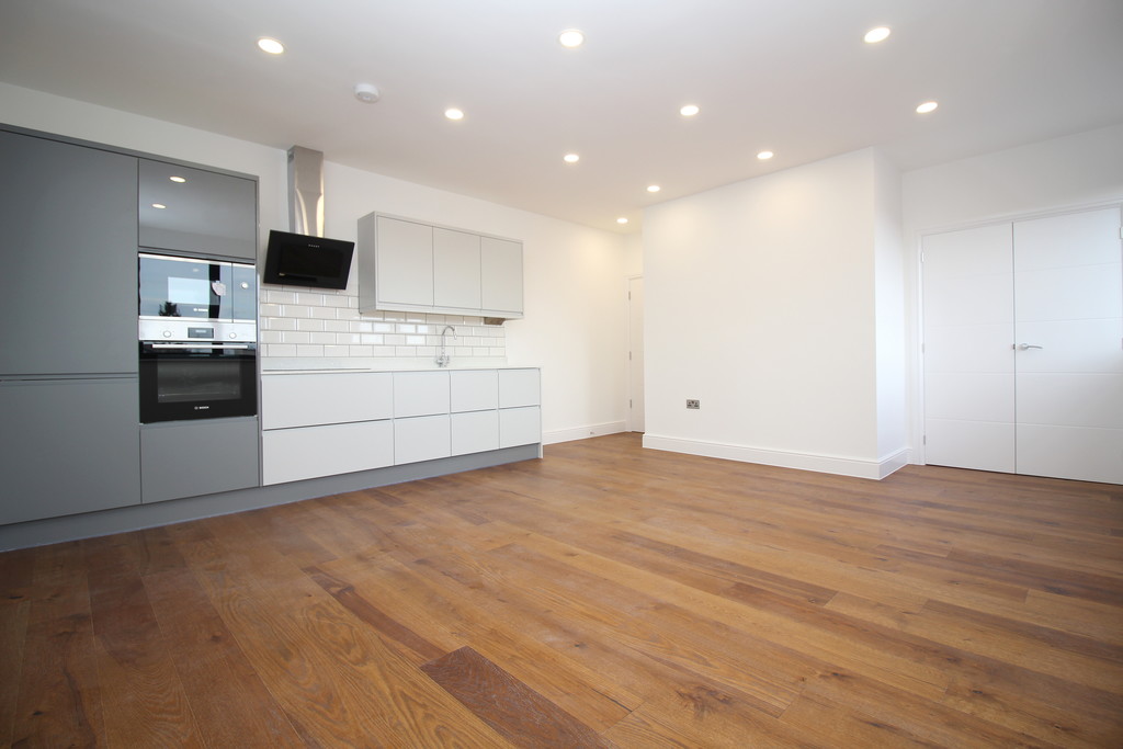 1 bed apartment to rent in Harrington House, Brighton Road, Horsham  - Property Image 2