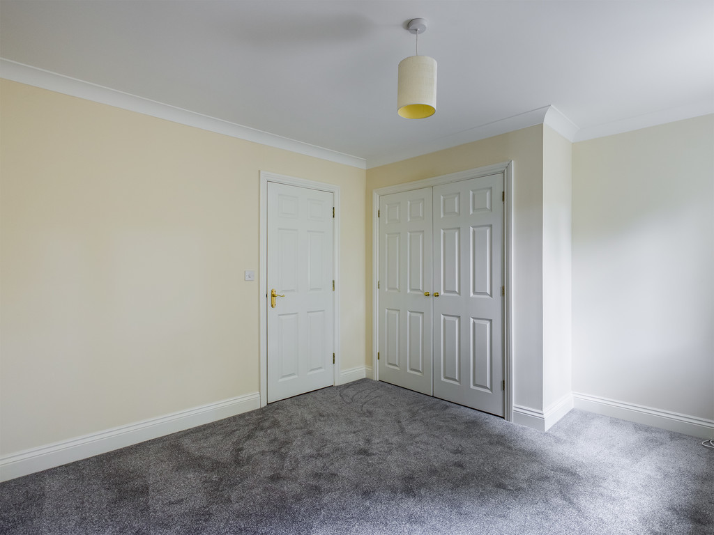 2 bed terraced house to rent in Dew Pond Close, Horsham, RH13  - Property Image 4