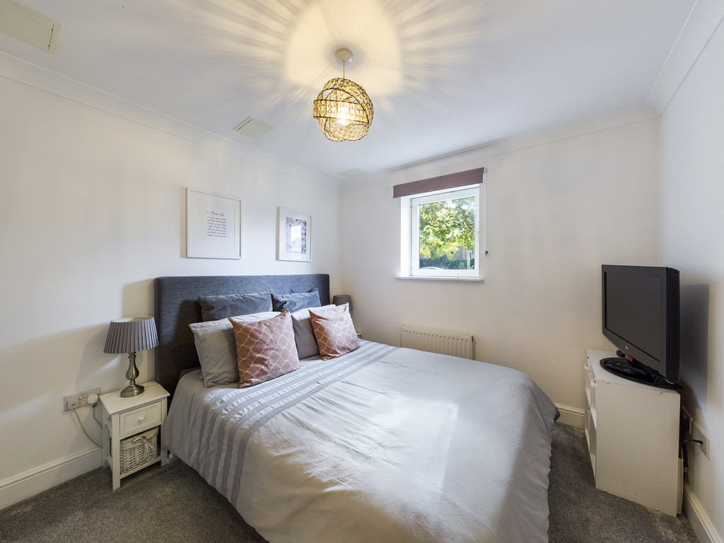 1 bed apartment to rent in Kings Gate, Horsham, RH12  - Property Image 4