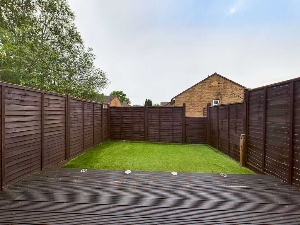 2 bed semi-detached house to rent in Milborne Road, Maidenbower, RH10  - Property Image 5