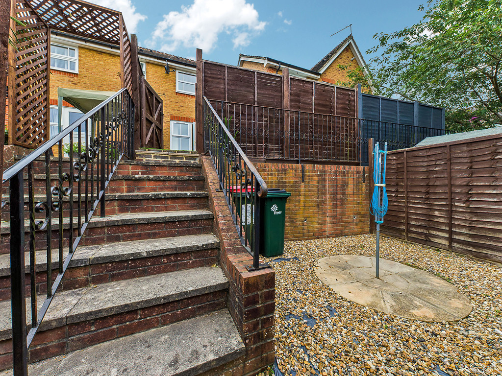2 bed semi-detached house to rent in Milborne Road, Maidenbower, RH10  - Property Image 10