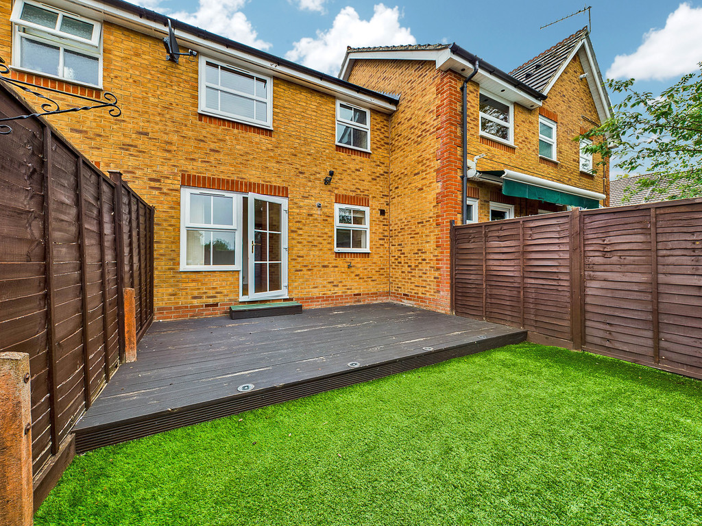 2 bed semi-detached house to rent in Milborne Road, Maidenbower, RH10  - Property Image 9