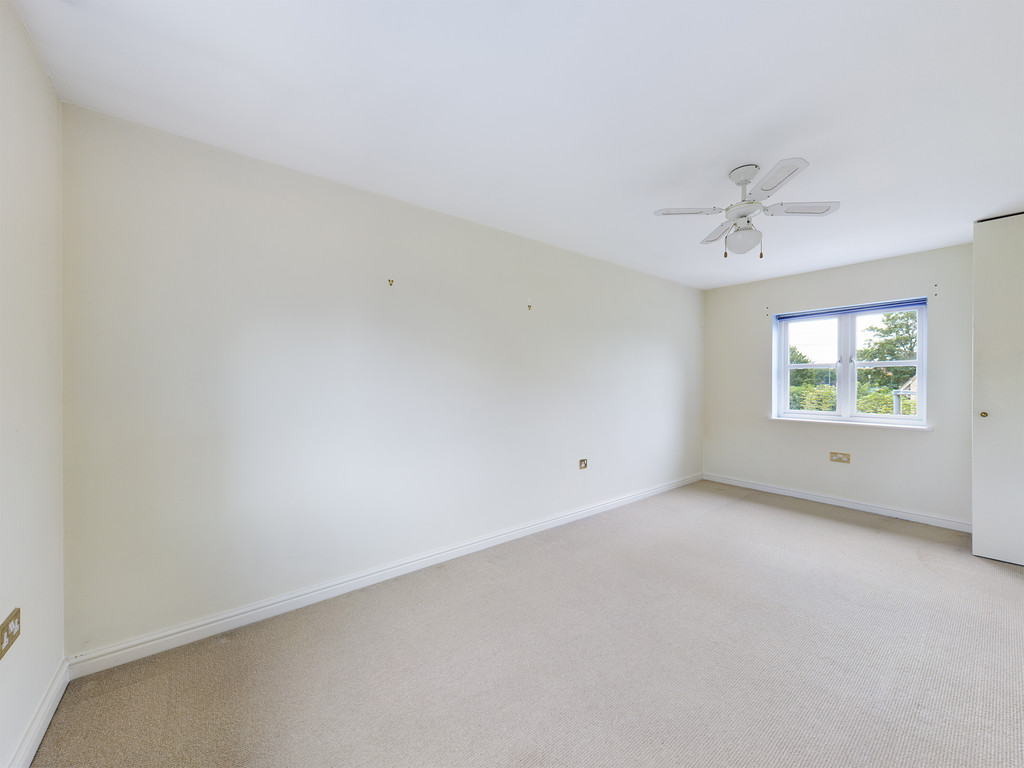 5 bed terraced house to rent in Barnes Wallis Avenue, Christs Hospital, RH13  - Property Image 7