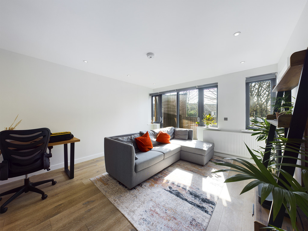 1 bed apartment to rent in North Street, Horsham, RH13  - Property Image 2