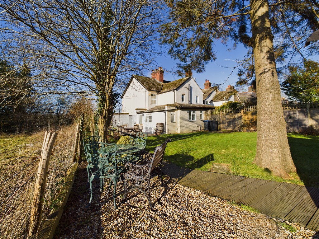 2 bed semi-detached house to rent in Turners Hill Road, Crawley Down, RH10 - Property Image 12