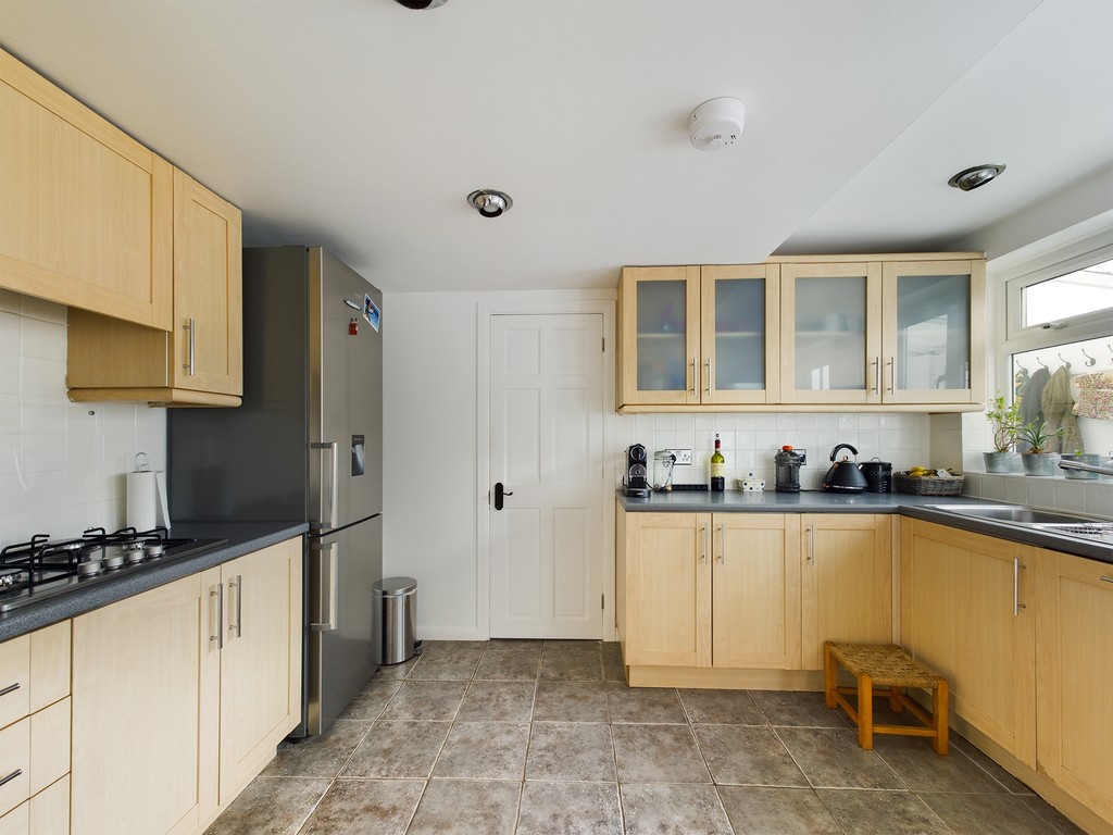 2 bed semi-detached house to rent in Turners Hill Road, Crawley Down, RH10 - Property Image 3