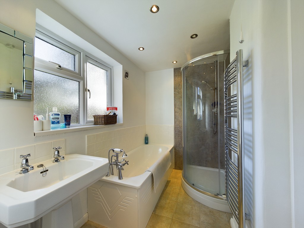 2 bed semi-detached house to rent in Turners Hill Road, Crawley Down, RH10 - Property Image 5