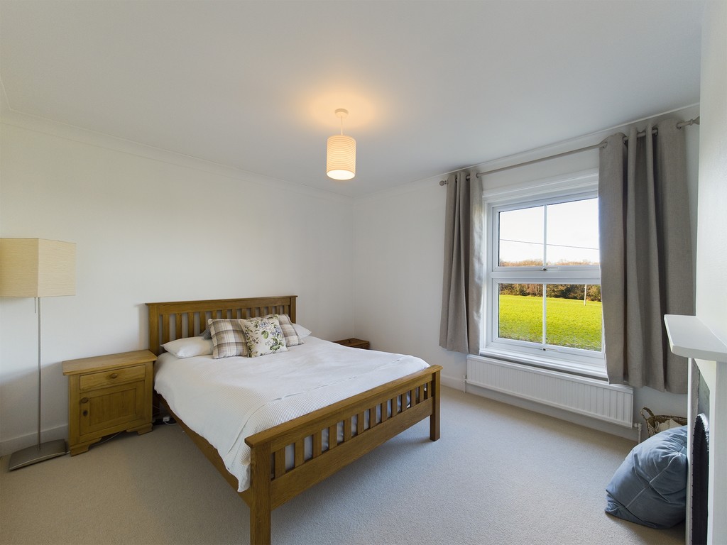 2 bed semi-detached house to rent in Turners Hill Road, Crawley Down, RH10 - Property Image 6