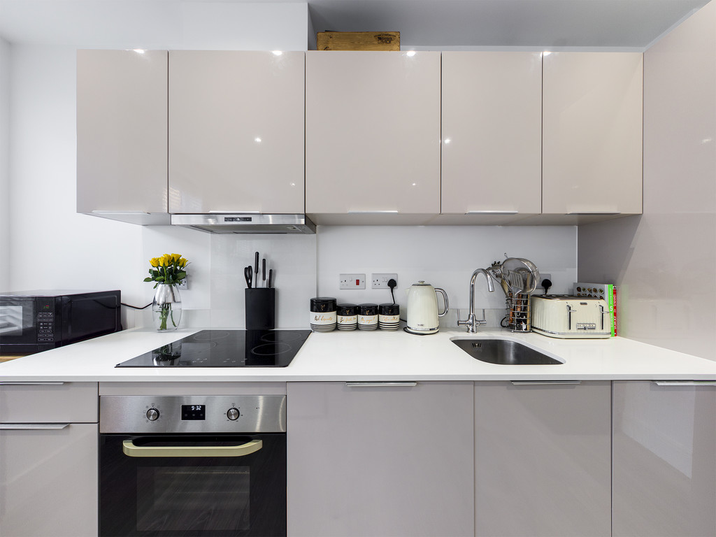 1 bed apartment to rent in North Street, Horsham, RH12  - Property Image 5