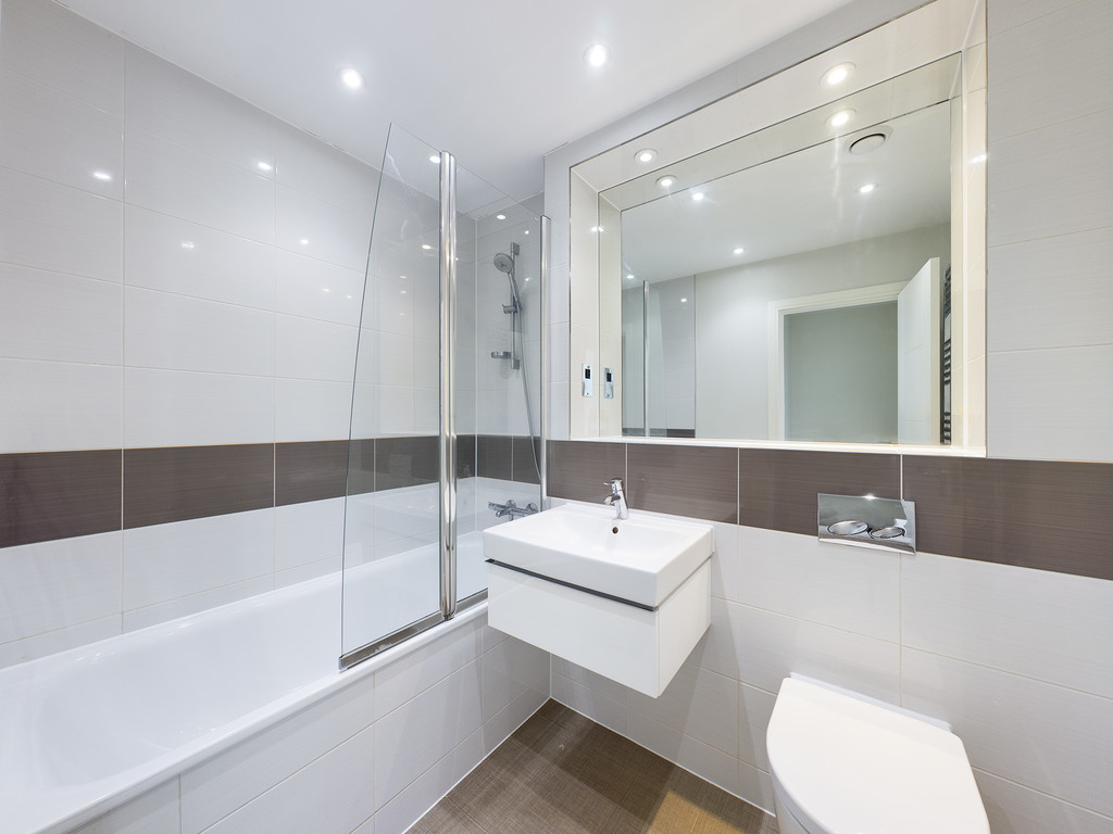 2 bed terraced house to rent in Longhurst Avenue, Horsham, RH12  - Property Image 6