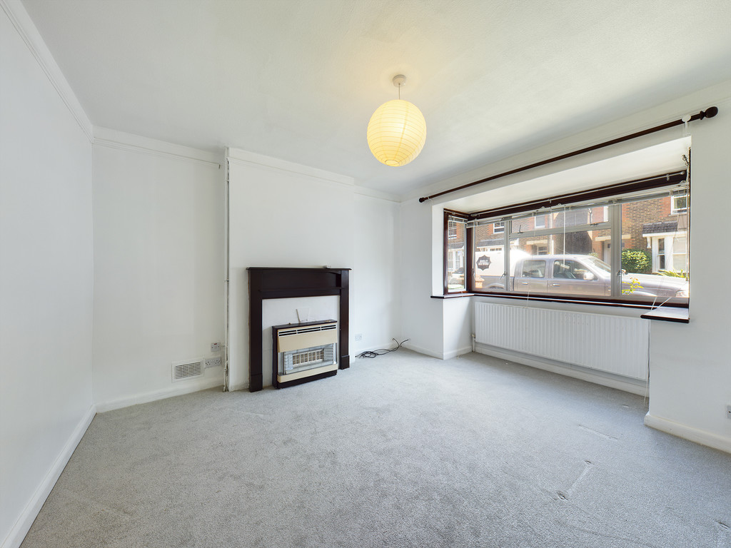3 bed semi-detached house to rent in Madeira Avenue, Horsham, RH12  - Property Image 2