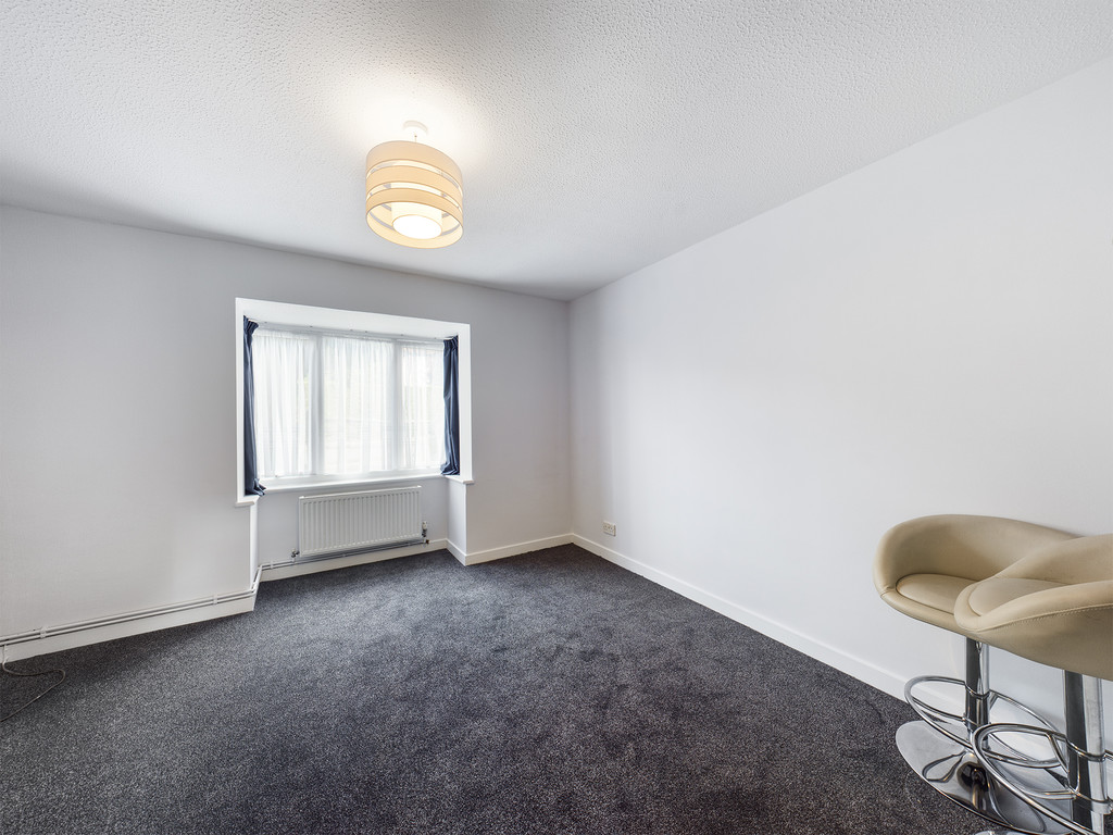 1 bed terraced house to rent in Kingsmead Place, Broadbridge Heath  - Property Image 2