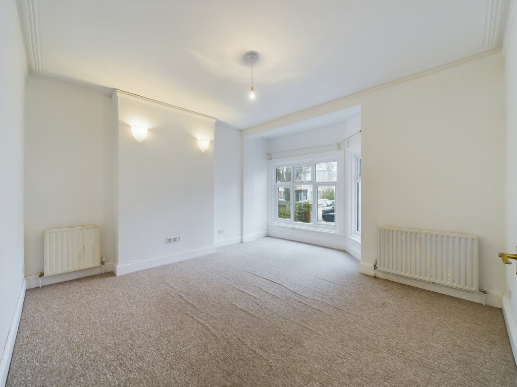 2 bed ground floor flat to rent in Ground Floor Flat, 168 Freshfield Road  - Property Image 2