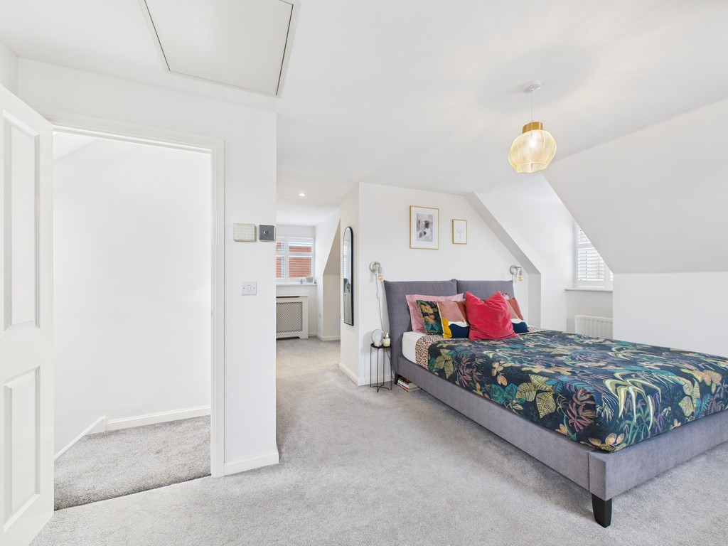 5 bed detached house to rent in Ellis Road, Broadbridge Heath - Property Image 23