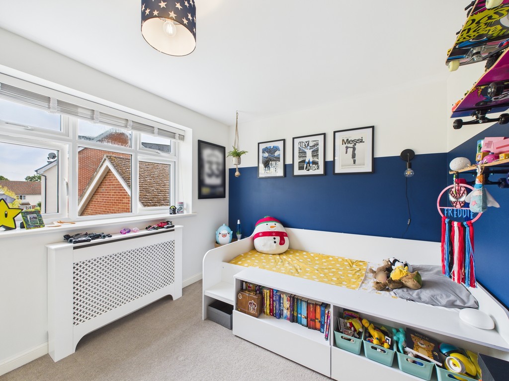 5 bed detached house to rent in Ellis Road, Broadbridge Heath - Property Image 18