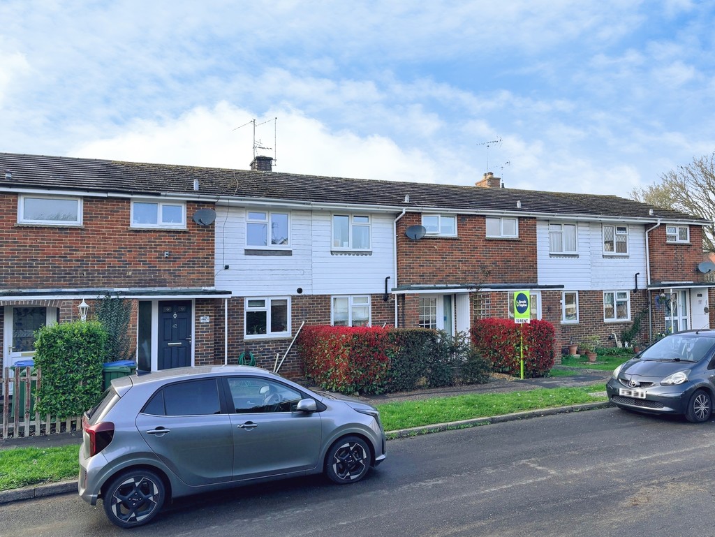 2 bed terraced house to rent in Ash Road, Southwater  - Property Image 1