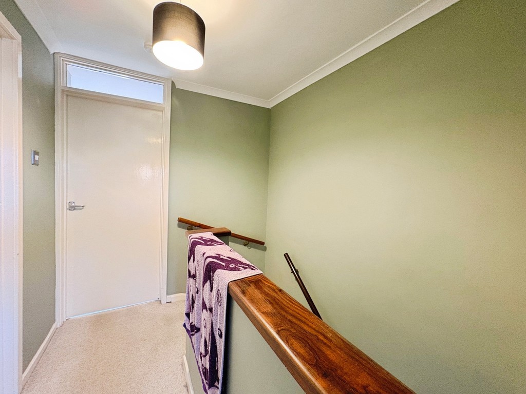 2 bed terraced house to rent in Ash Road, Southwater  - Property Image 4