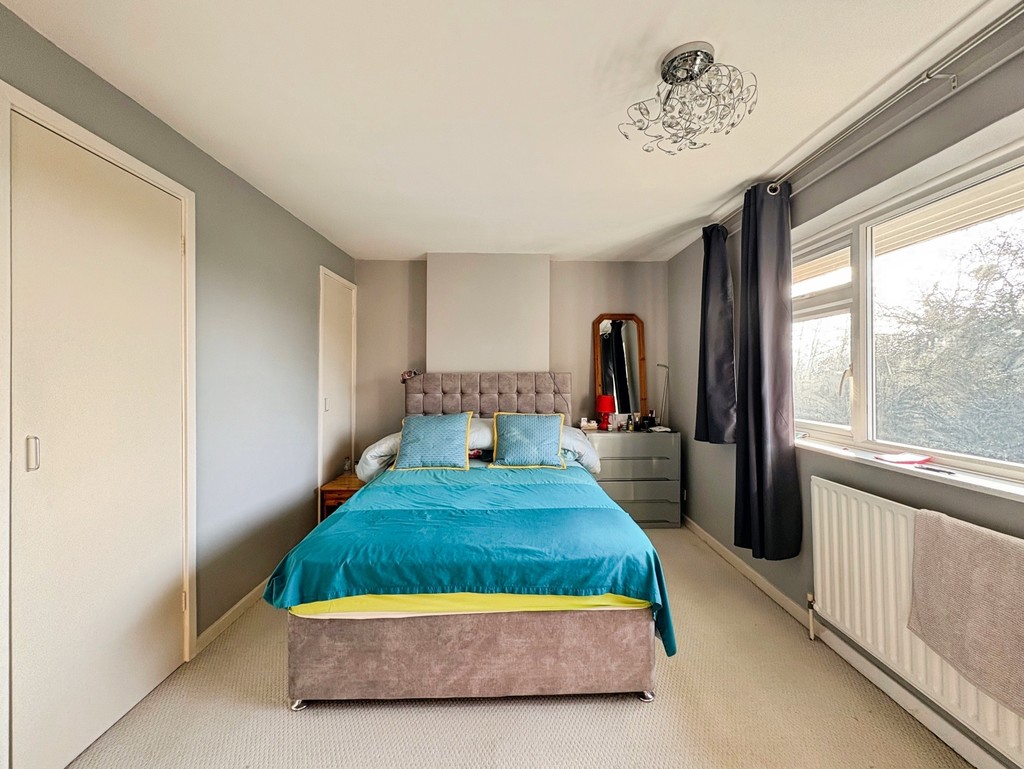 2 bed terraced house to rent in Ash Road, Southwater  - Property Image 5