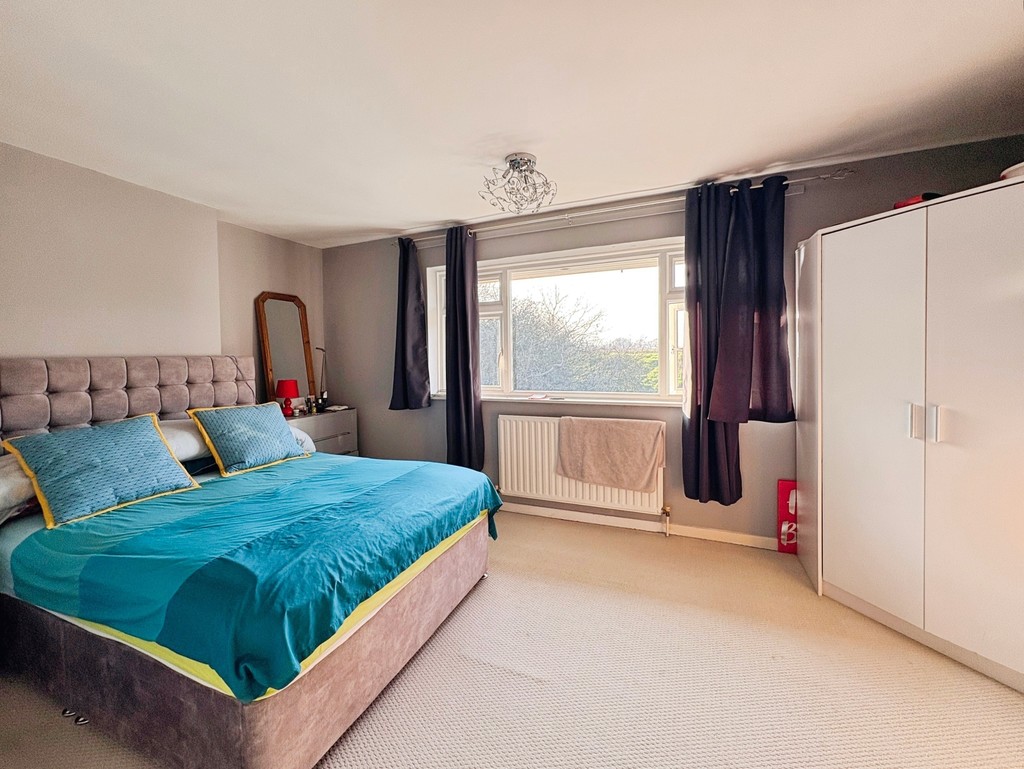 2 bed terraced house to rent in Ash Road, Southwater  - Property Image 6