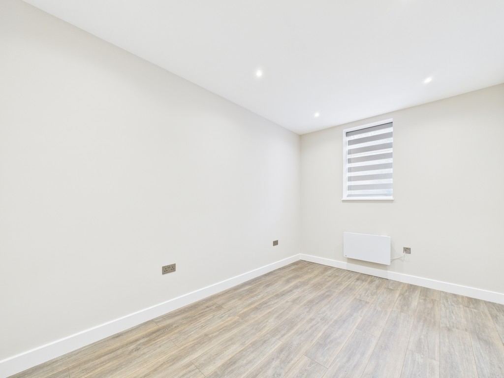 1 bed apartment to rent in London Road, Burgess Hill - Property Image 3