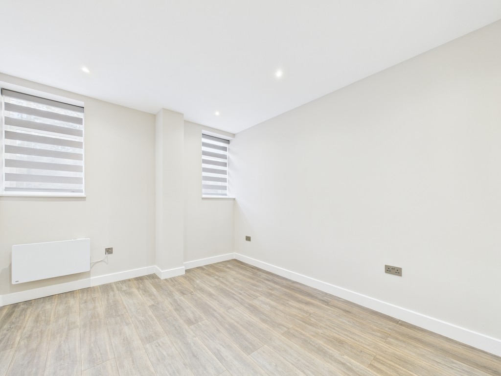 1 bed apartment to rent in London Road, Burgess Hill - Property Image 2