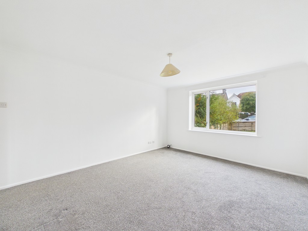 3 bed terraced house to rent in Rusper Road, Horsham  - Property Image 3