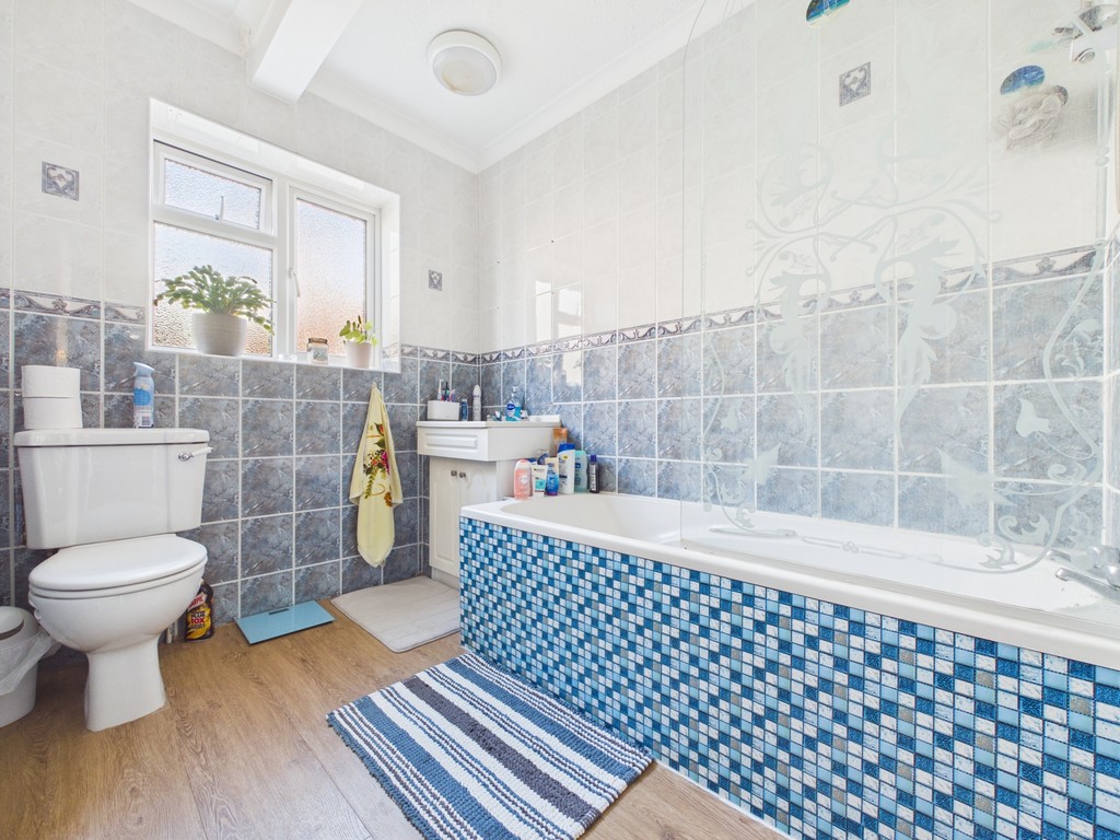 1 bed flat to rent in Bruce Avenue, Worthing  - Property Image 6