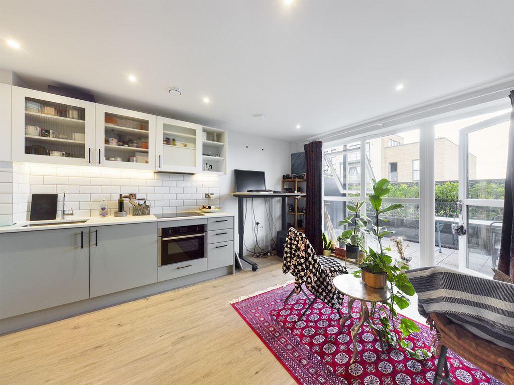 Studio flat to rent in The Paperyard, Horsham  - Property Image 3