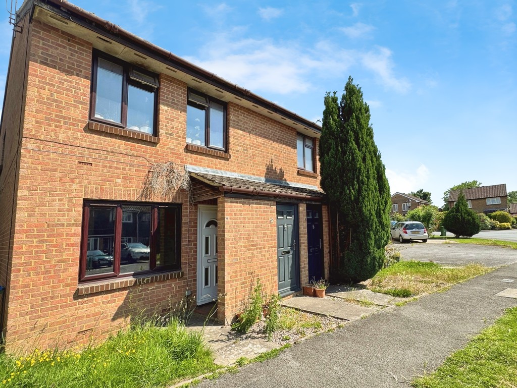 1 bed apartment to rent in Charrington Way, Broadbridge Heath  - Property Image 1