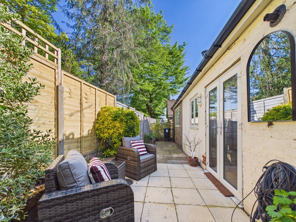 1 bed terraced bungalow to rent in Dairymans Cottages  - Property Image 4