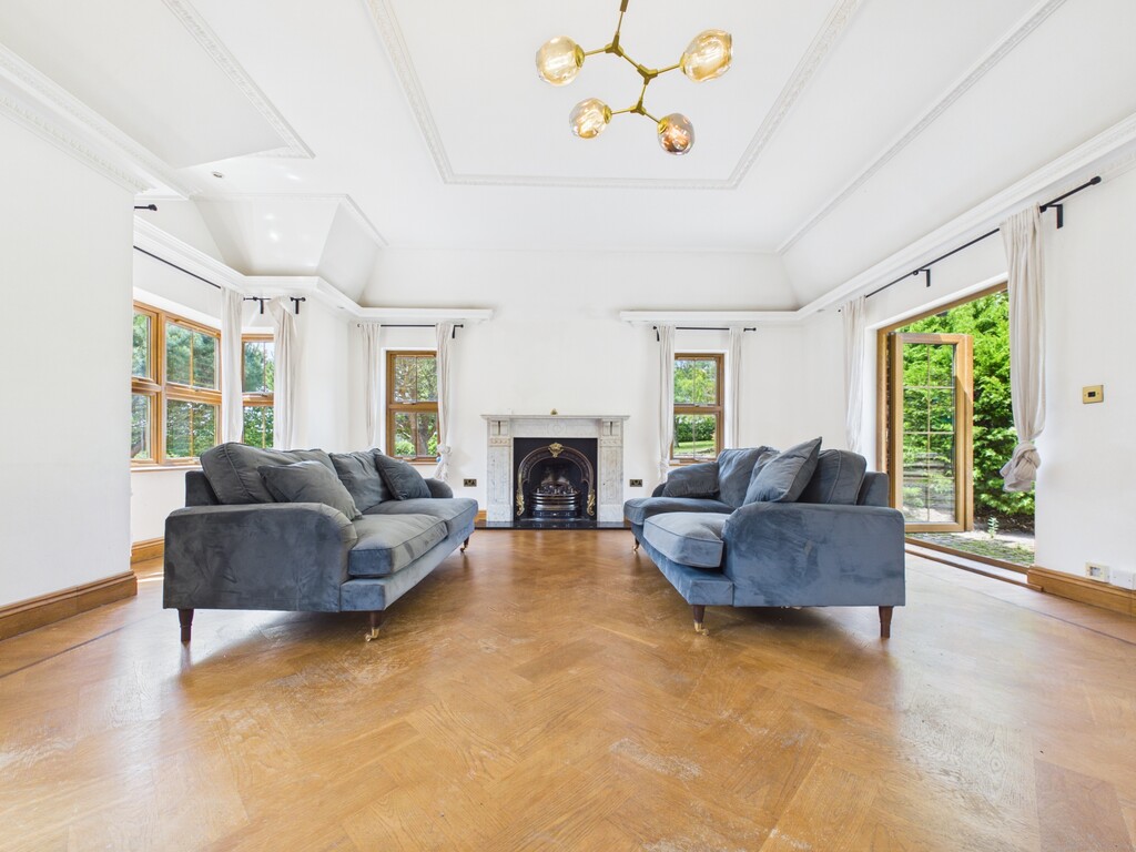 4 bed detached house to rent in Cowfold Road, Bolney  - Property Image 4