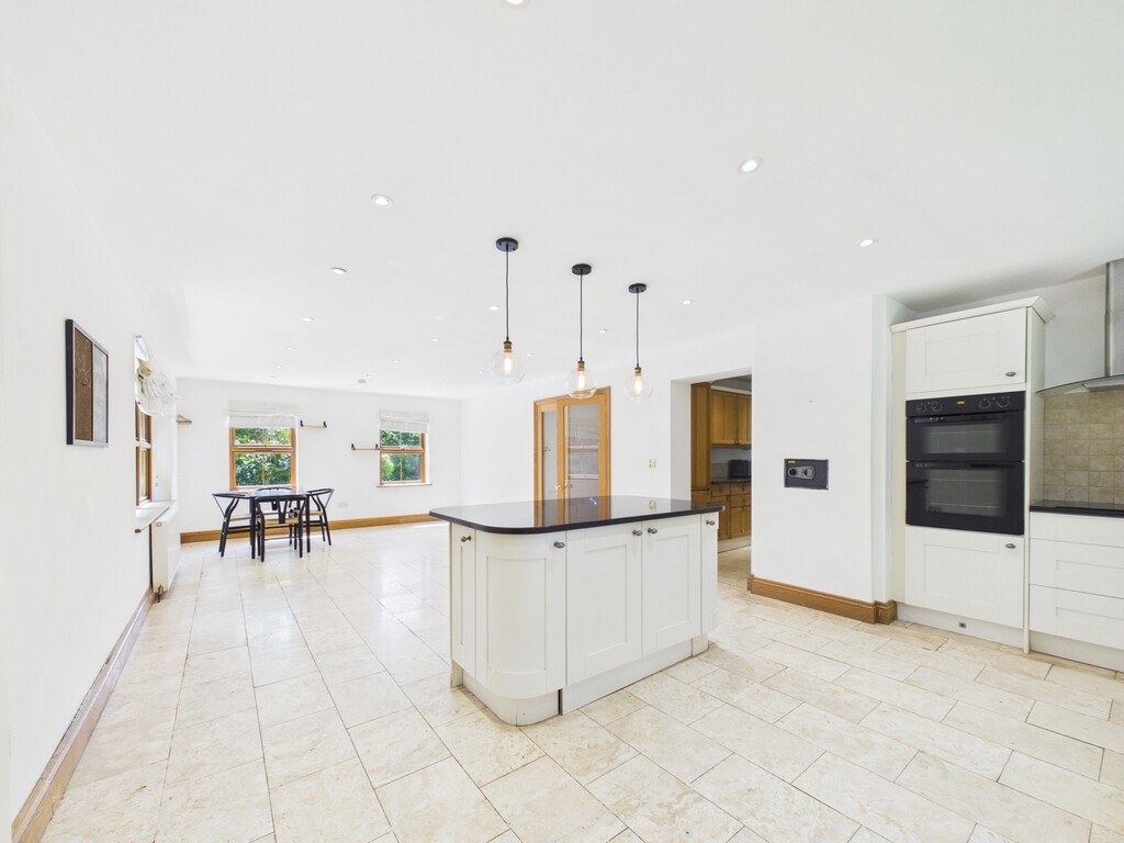 4 bed detached house to rent in Cowfold Road, Bolney  - Property Image 3