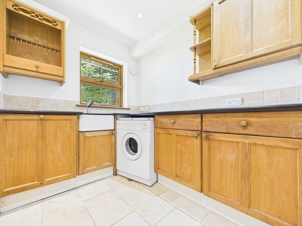 4 bed detached house to rent in Cowfold Road, Bolney  - Property Image 19