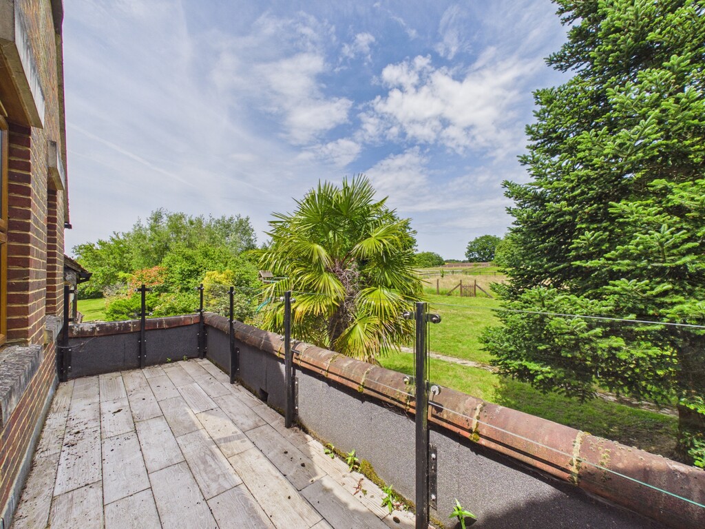 4 bed detached house to rent in Cowfold Road, Bolney  - Property Image 8