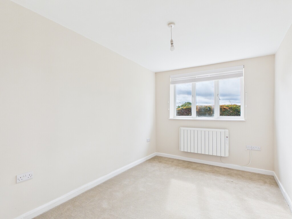 2 bed maisonette to rent in Mayes Lane, Warnham  - Property Image 7