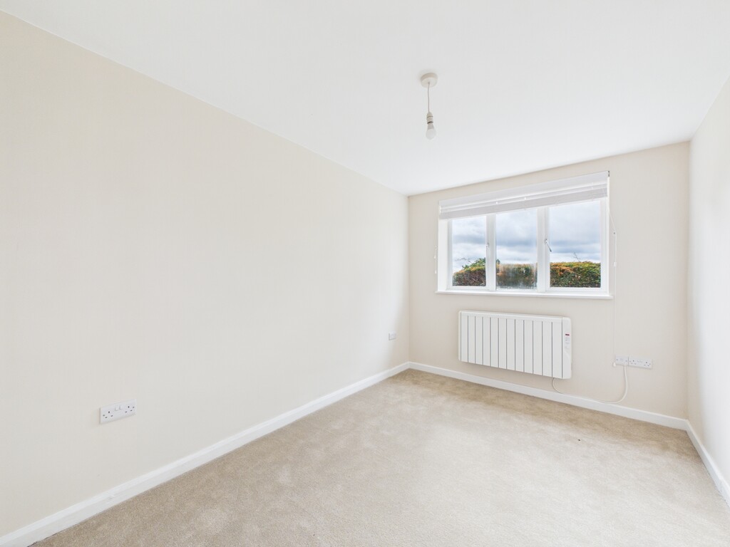 2 bed maisonette to rent in Mayes Lane, Warnham  - Property Image 8