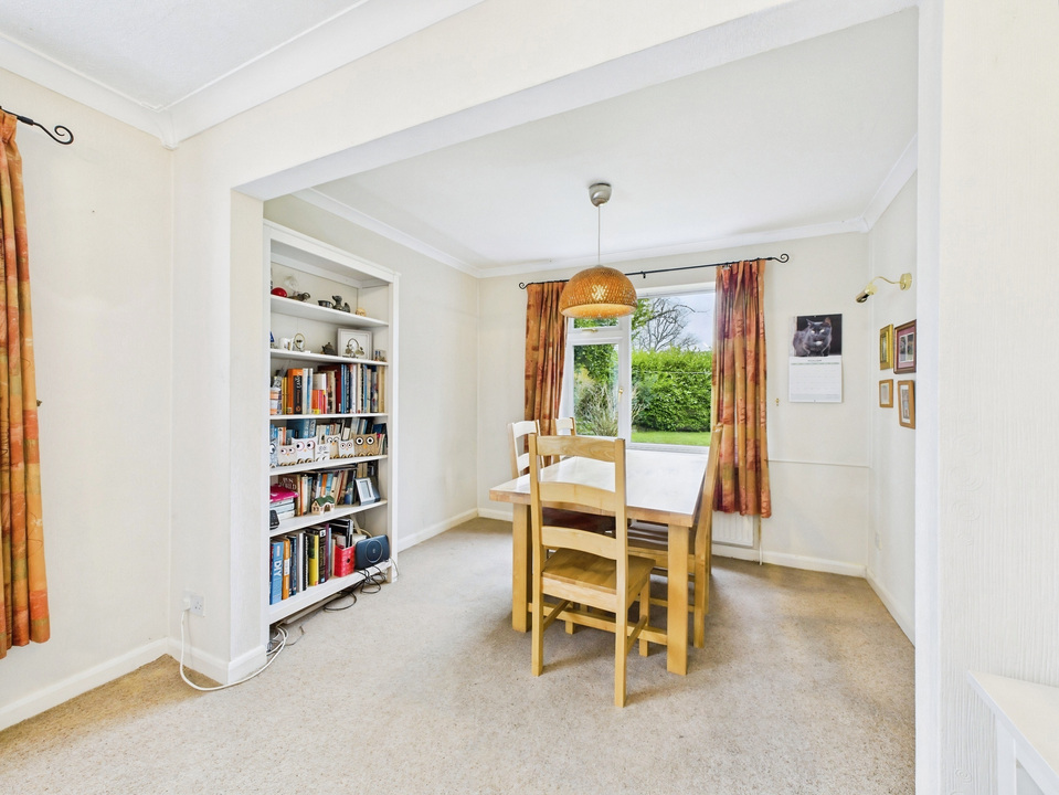 4 bed detached house for sale in Lambs Farm Road, Horsham - Property Image 5
