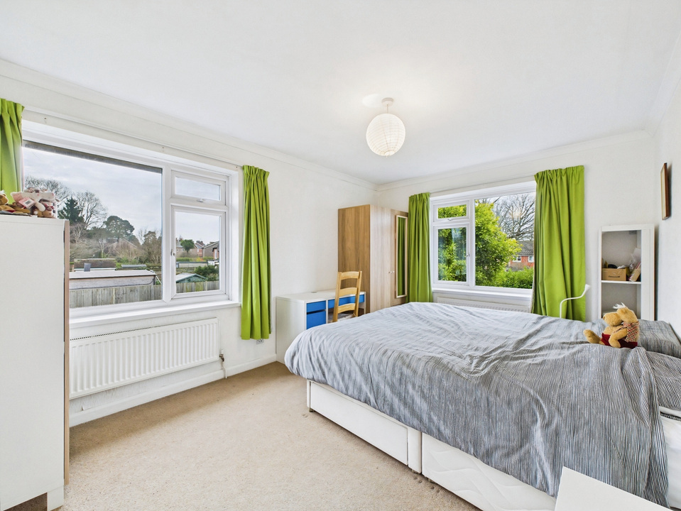 4 bed detached house for sale in Lambs Farm Road, Horsham - Property Image 8