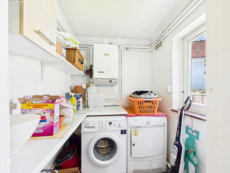 4 bed detached house for sale in Lambs Farm Road, Horsham  - Property Image 14